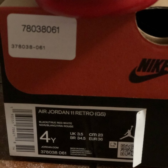 Jordan 11 Bred - Picture 4 of 4